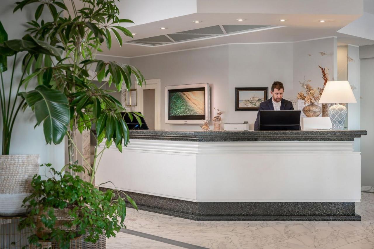 Hotel Villa Rosa Riviera Римини Екстериор снимка