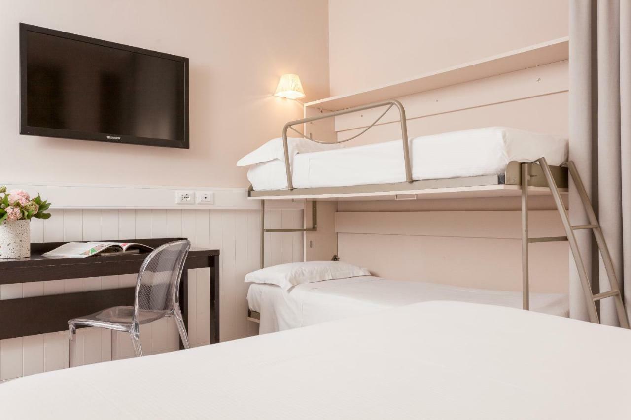 Hotel Villa Rosa Riviera Римини Стая снимка